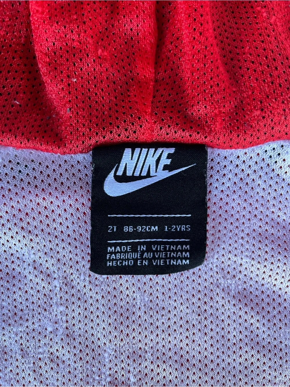 Nike color blocked